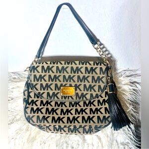 Michael Kors Handbag Purse Med Tassel Convertible Black MK 2-Way Crossbody- NWOT